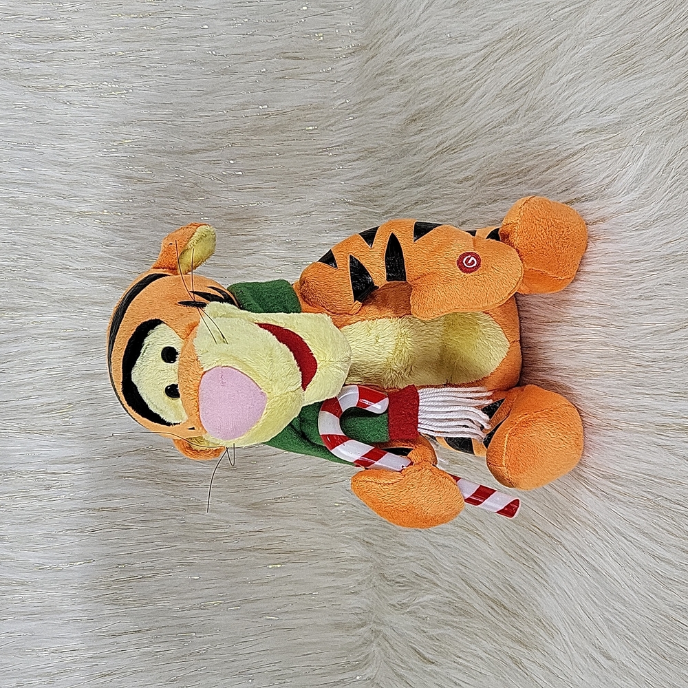 Winnie the Pooh's Tiger Signing Toy